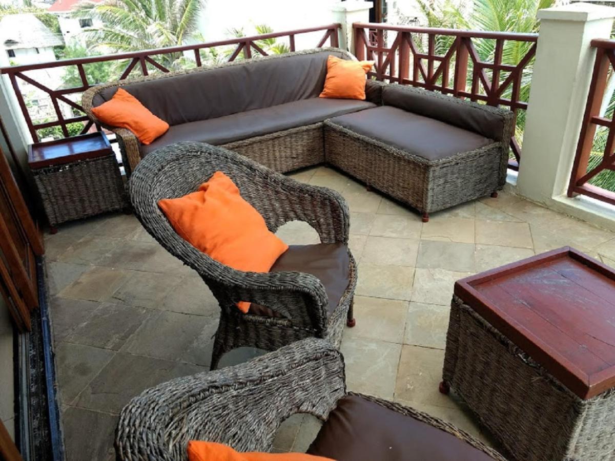 Blue Bay Cove, Penthouse 4